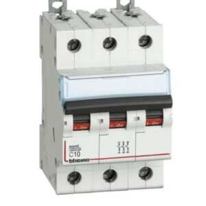 INTERRUPTOR TERMOMAGENTICO 3 X 10 A BTICINO